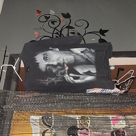 Size - Picture 1 of 1